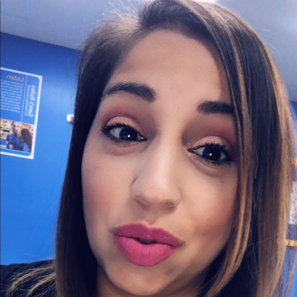 Meet your Posher, Nichole